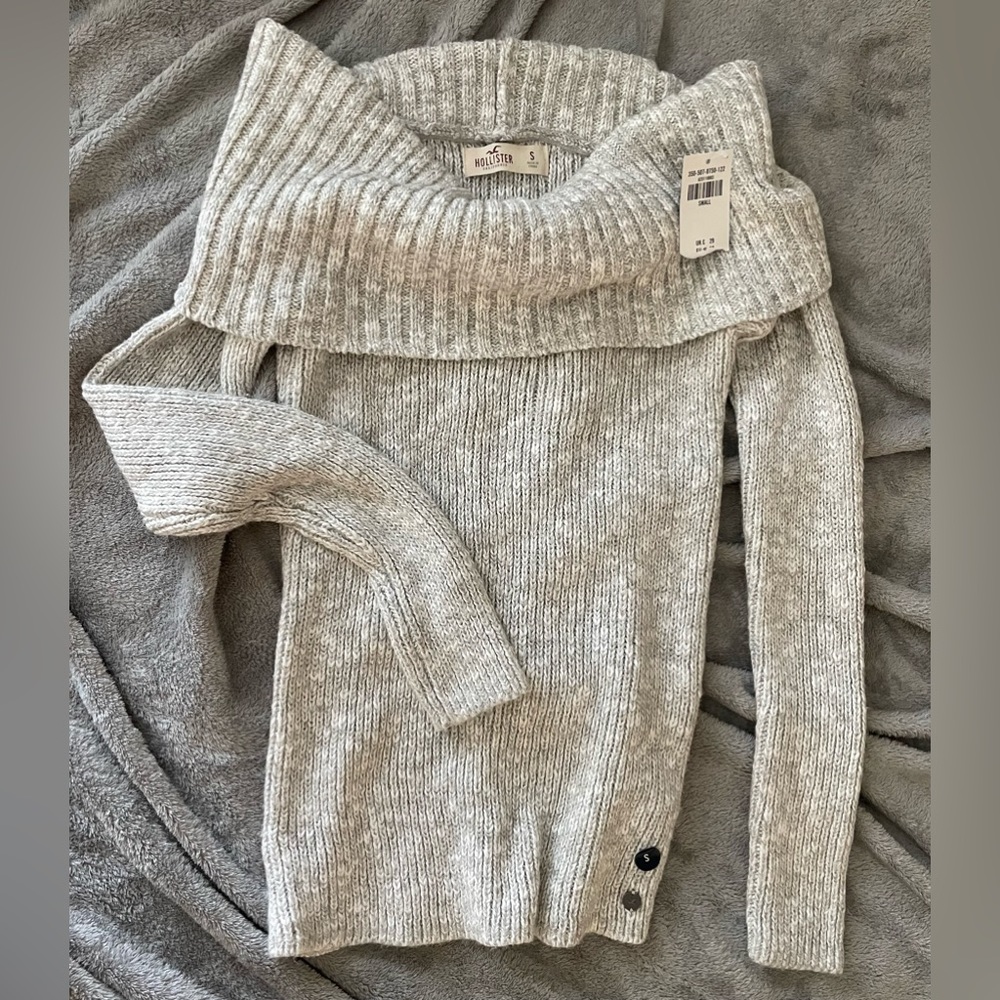 Hollister Women’s Chunky Knit Off The Shoulder S - Picture 3 of 4